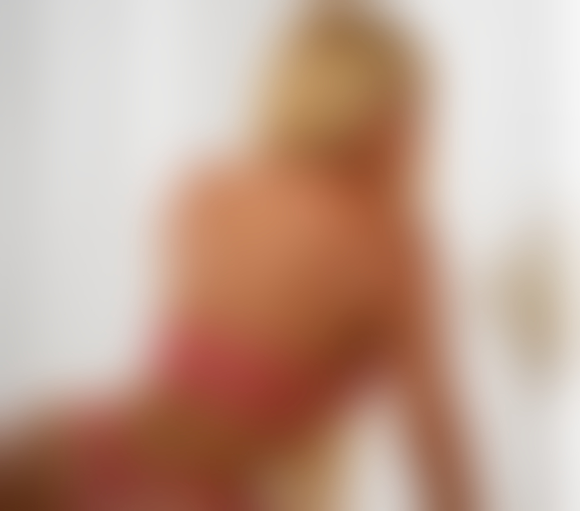 Escorts South East London Elephant & Castle Station - South East London - Photos for BIANKA NEW GIRL PARTY ☎️ INDEPENDENT 🔞PHOTO %